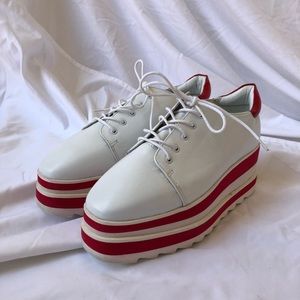 Adorable Candy Cane Platforms! 🍭